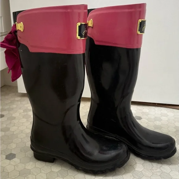 Joules Evedon Rain Boots Wellies - Black & Berry Pink Ribbon Bow - Picture 5 of 9